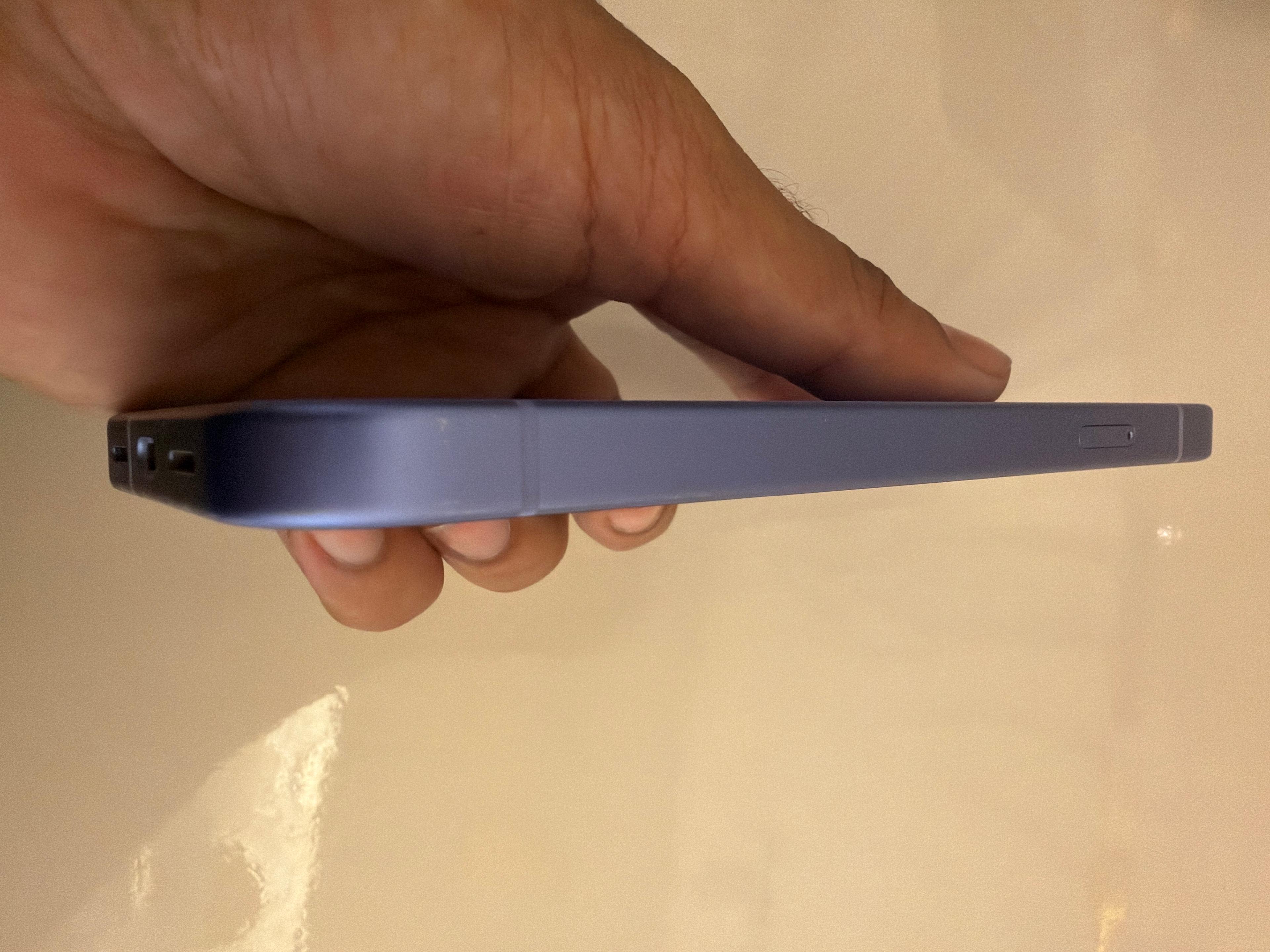 Google Pixel 10a, in Obsidian, view 2 – I Trust Mobile