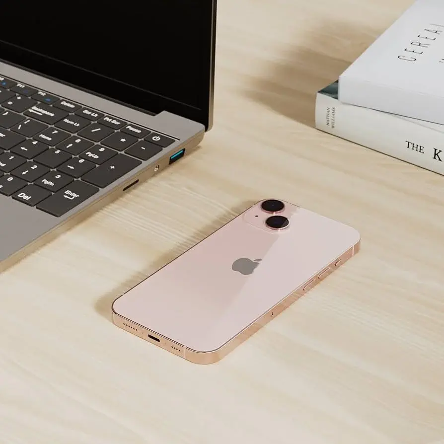 Apple iPhone 13 Pink